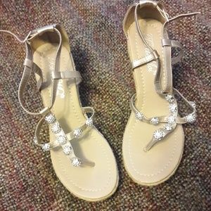 Platform thong sandals with rhinestone accents